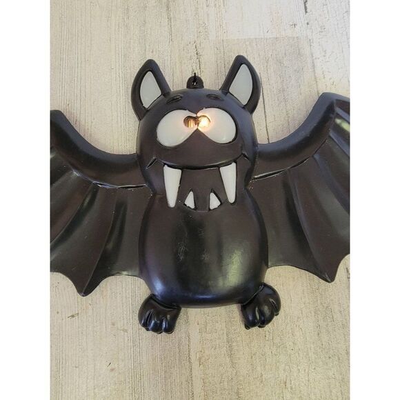 Vintage spearhead 1994 light up hanging bat Halloween home decor - Picture 10 of 11